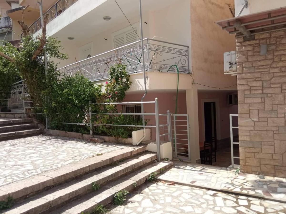 May Apartments Sarandë Eksteriør bilde